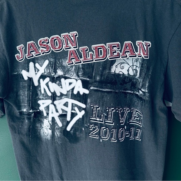 2010 Jason Aldean “My Kinda Party” Concert T-Shirt - Picture 4 of 5